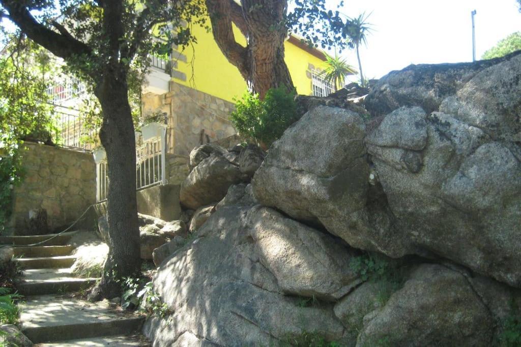 La Rocalla Del Tietar Villa Sotillo de la Adrada Eksteriør billede